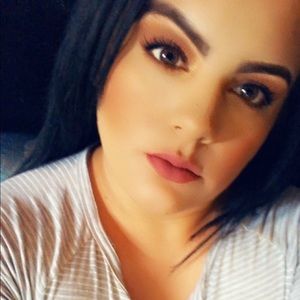 Meet your Posher, Araceli